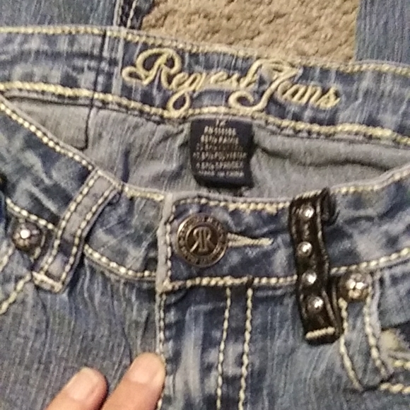 Request Jeans - Picture 6 of 10